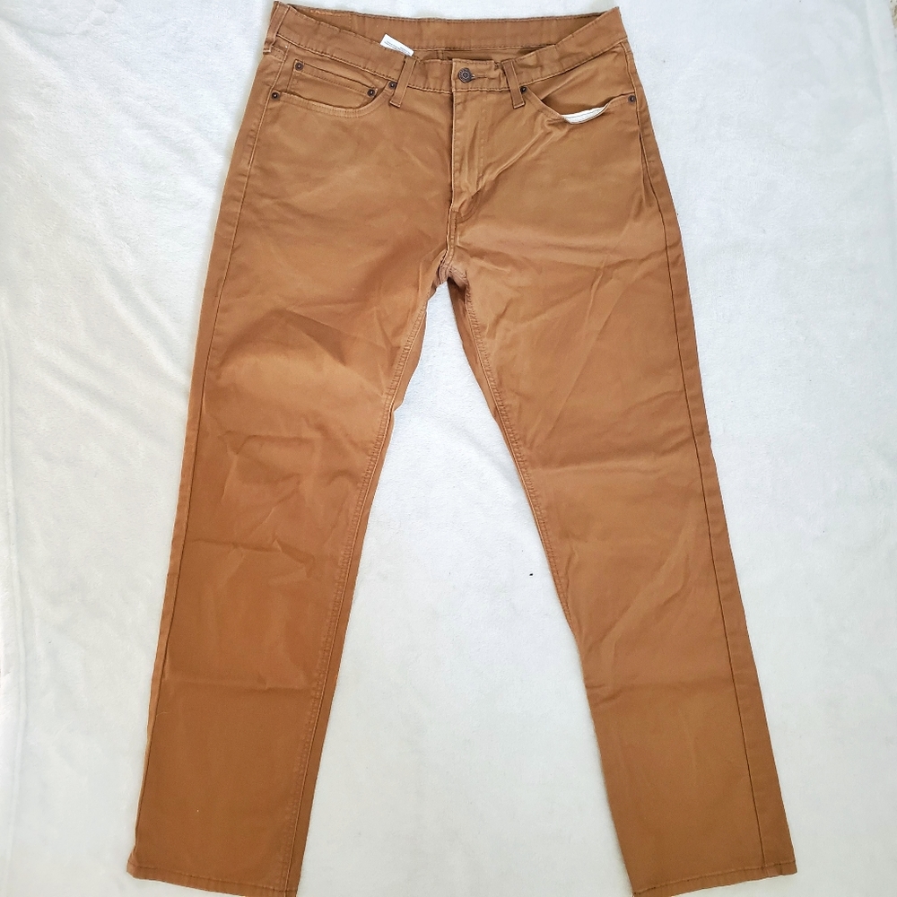 NWOT Tan Levi's 541 Jeans